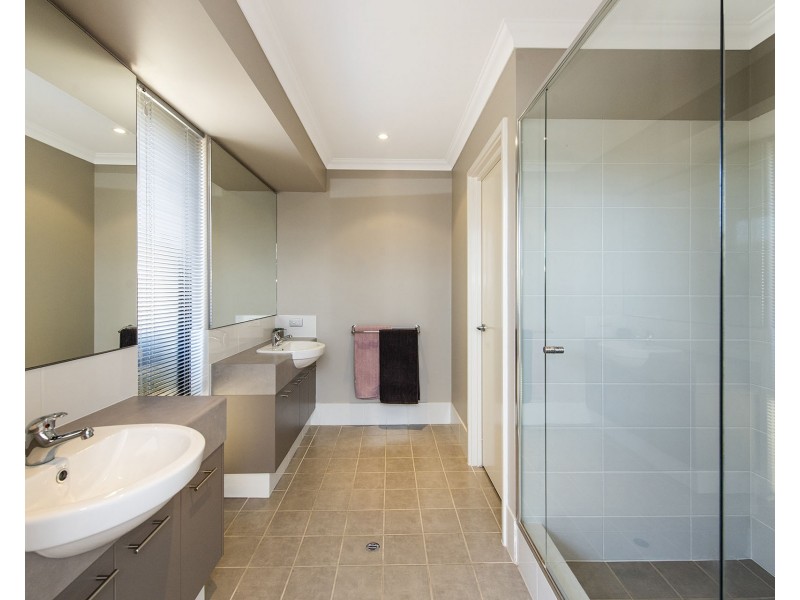 14 Biesiot Street, Carey Park WA 6230