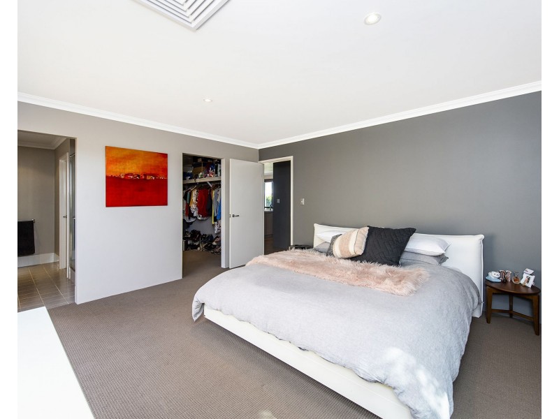 14 Biesiot Street, Carey Park WA 6230