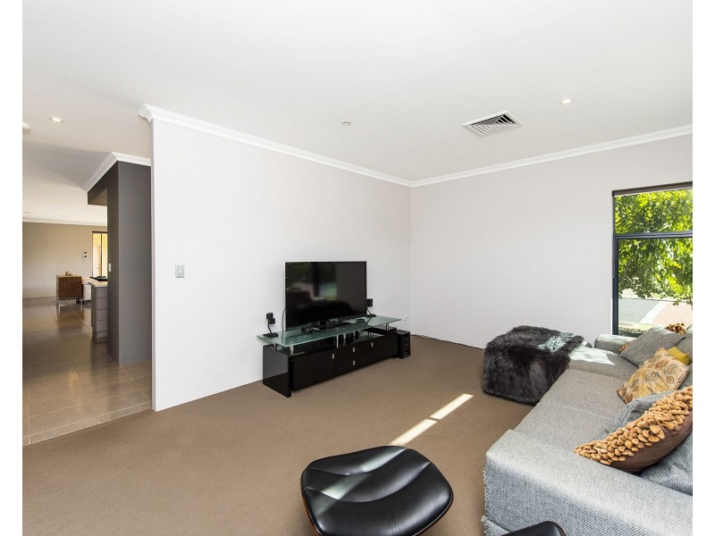 14 Biesiot Street, Carey Park WA 6230