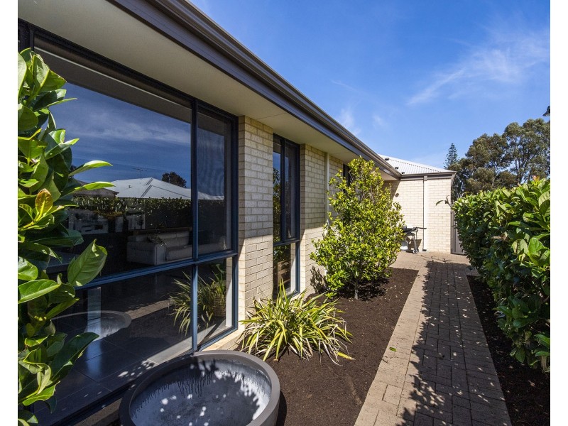 14 Biesiot Street, Carey Park WA 6230