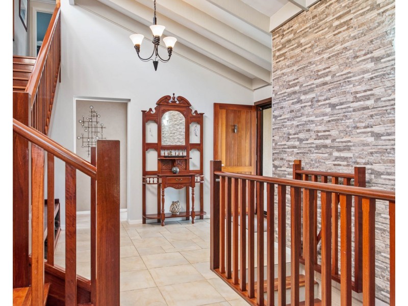 1 Hurst Street, Eaton WA 6232