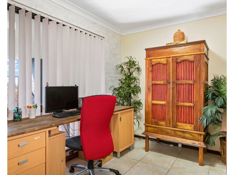 1 Hurst Street, Eaton WA 6232