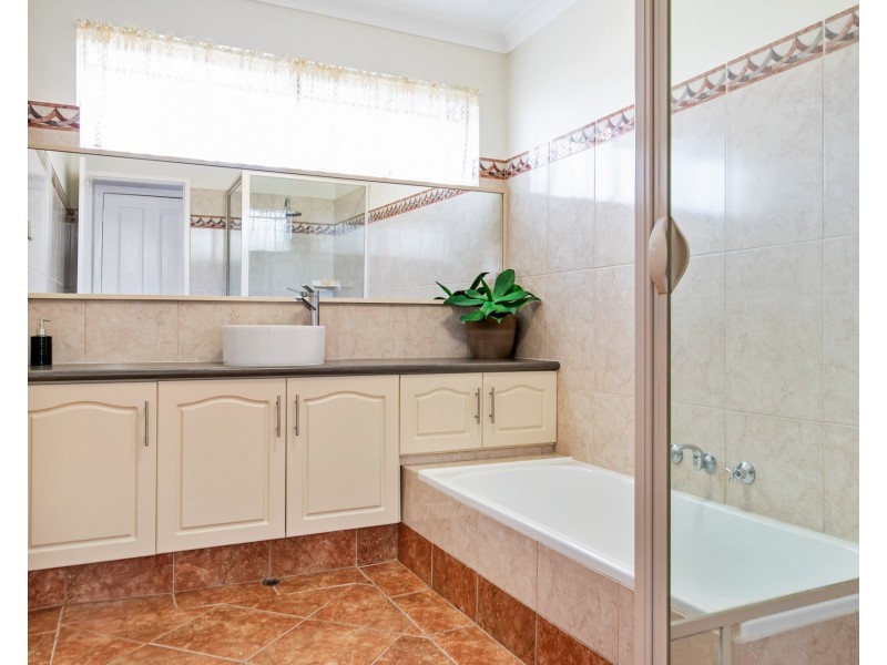 1 Hurst Street, Eaton WA 6232