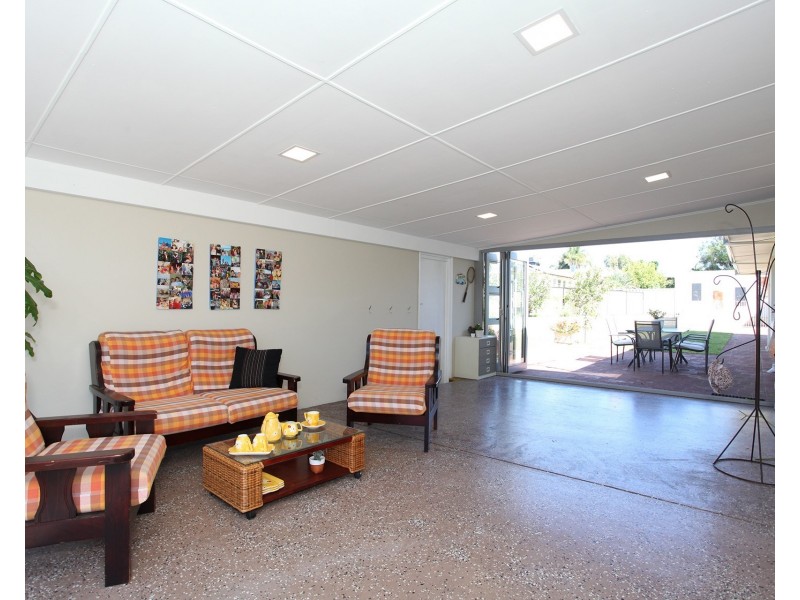 30 Montgomery Road, South Bunbury WA 6230