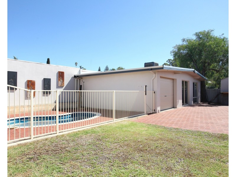 30 Montgomery Road, South Bunbury WA 6230
