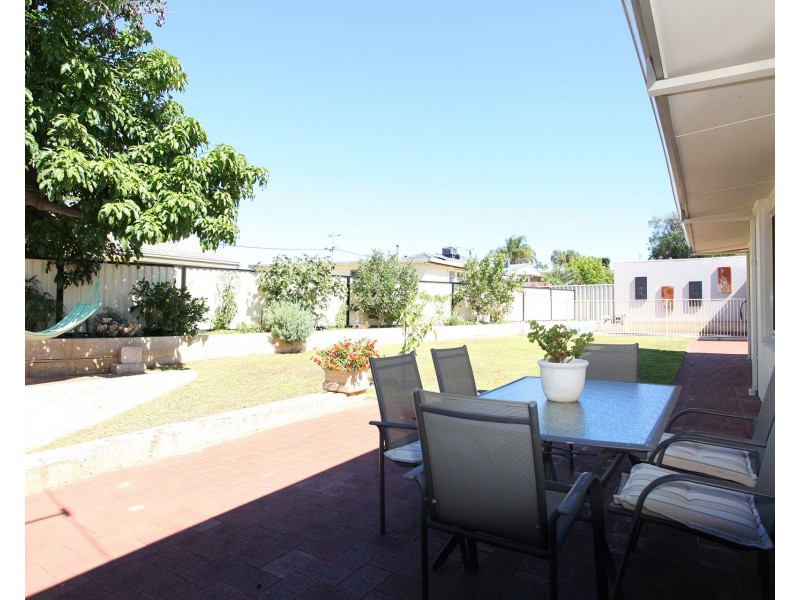 30 Montgomery Road, South Bunbury WA 6230