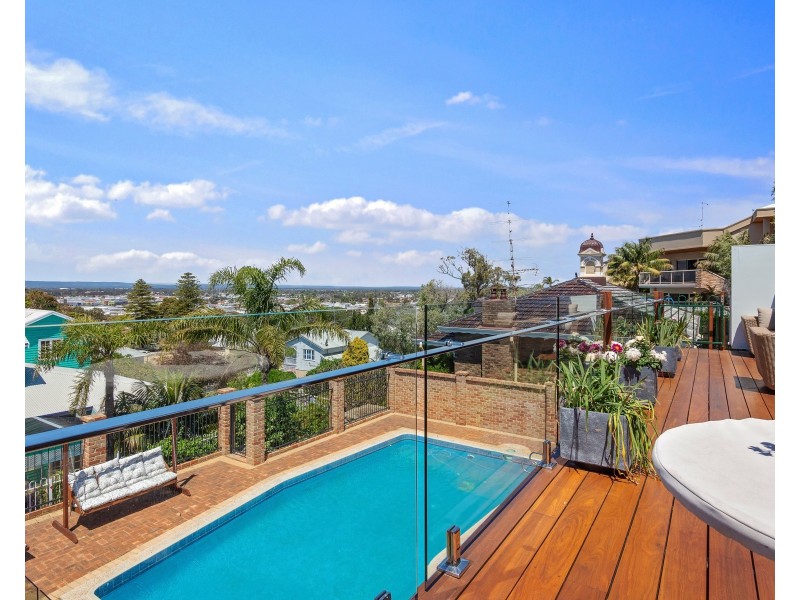 11 Roberts Crescent, Bunbury WA 6230