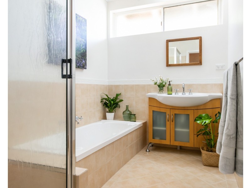 40 Eagle Crescent, Eaton WA 6232