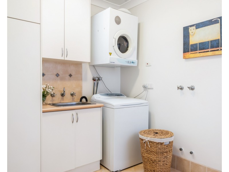 40 Eagle Crescent, Eaton WA 6232