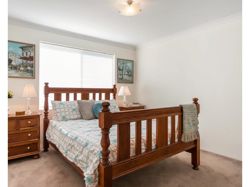 10 Golden Beryl Avenue, Australind WA 6233