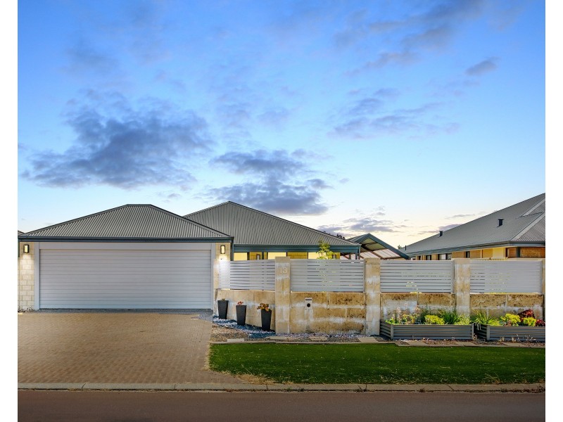 13 Murtin Road, Dalyellup WA 6230