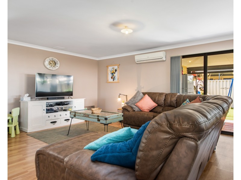 13 Murtin Road, Dalyellup WA 6230
