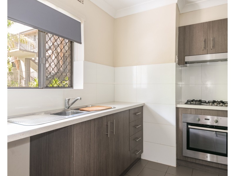 9/1 Stallard Place, Withers WA 6230