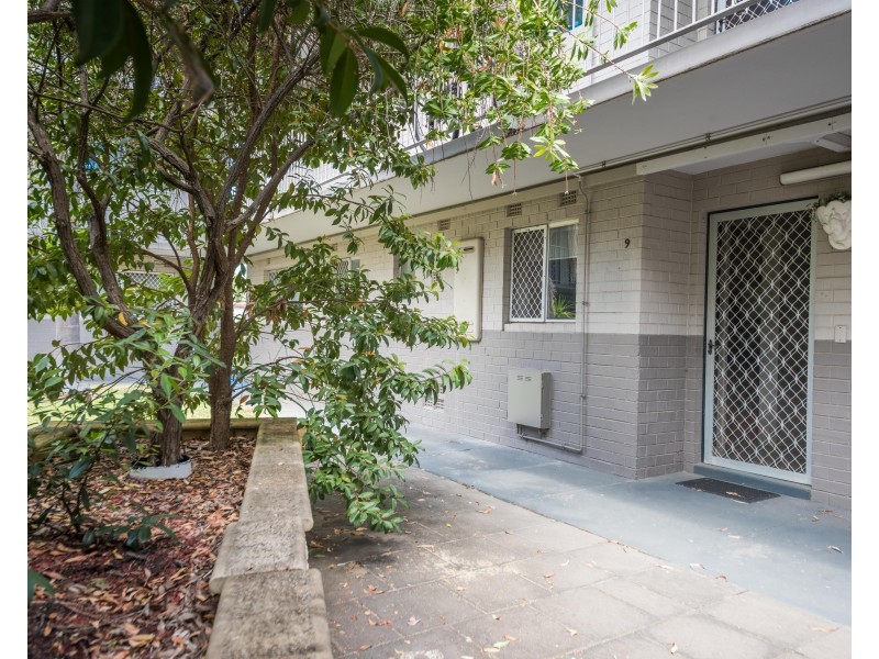9/1 Stallard Place, Withers WA 6230