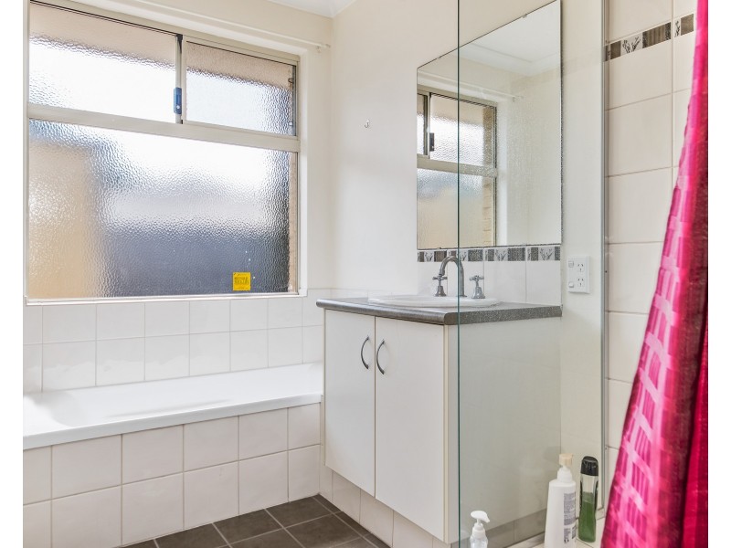 12 Salvia Link, Glen Iris WA 6230