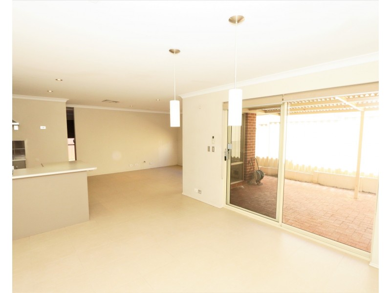 11C Wilson Street, Carey Park WA 6230