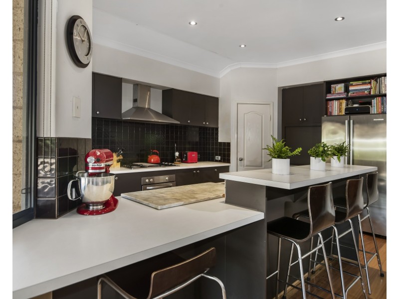 5 Peridot Brace, Australind WA 6233