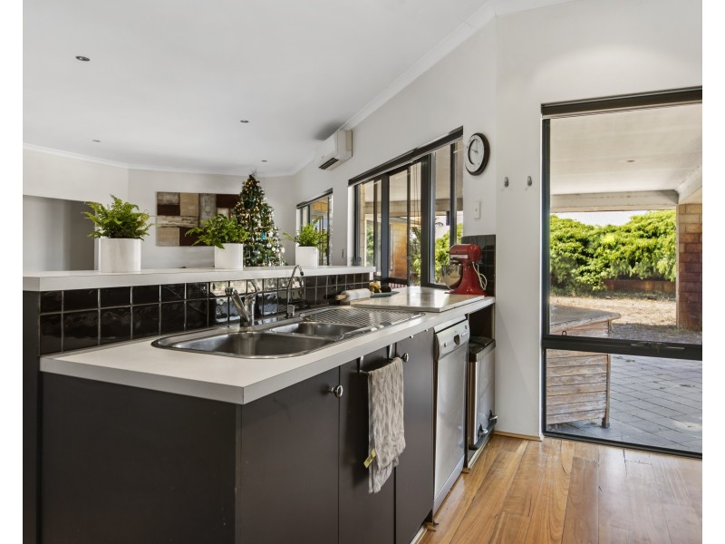 5 Peridot Brace, Australind WA 6233