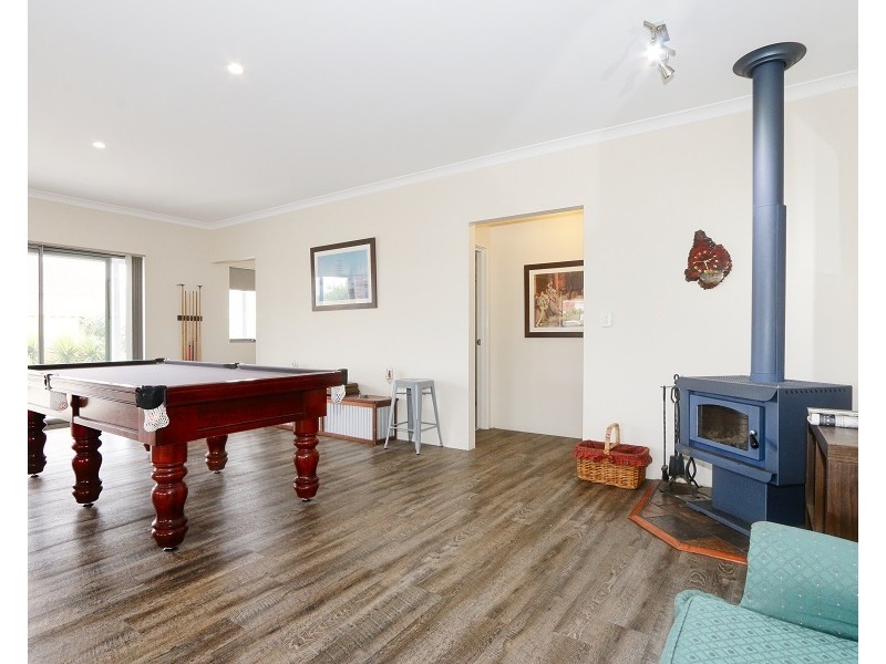 114 Wake Drive, Dalyellup WA 6230