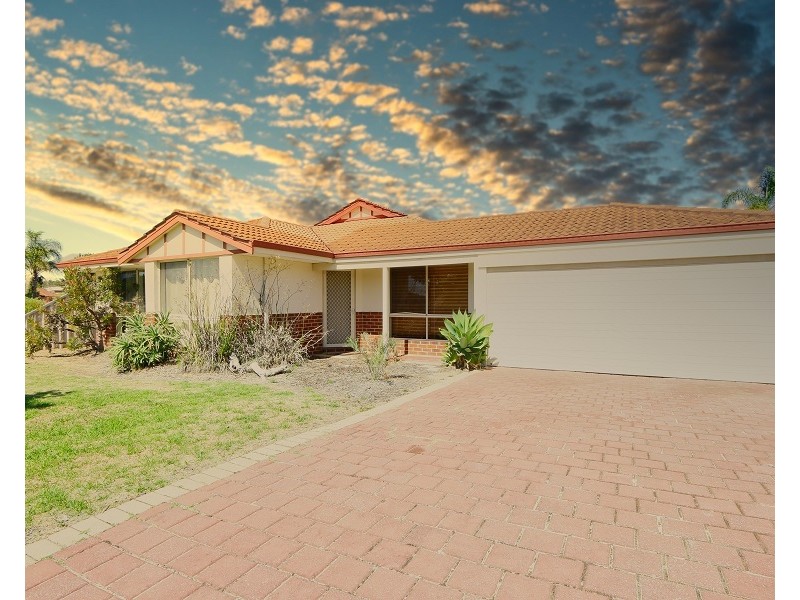 15 Darwin way, College Grove WA 6230