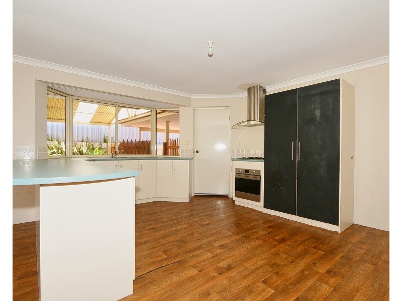 15 Darwin way, College Grove WA 6230