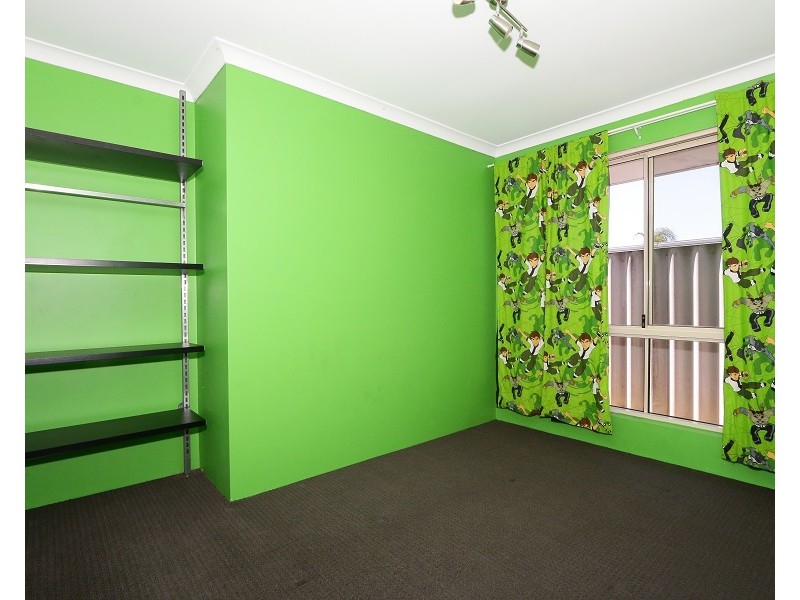 15 Darwin way, College Grove WA 6230