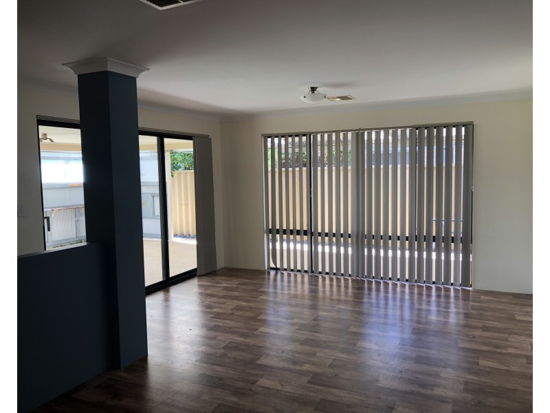 6 Gigondas Street, Yalyalup WA 6280