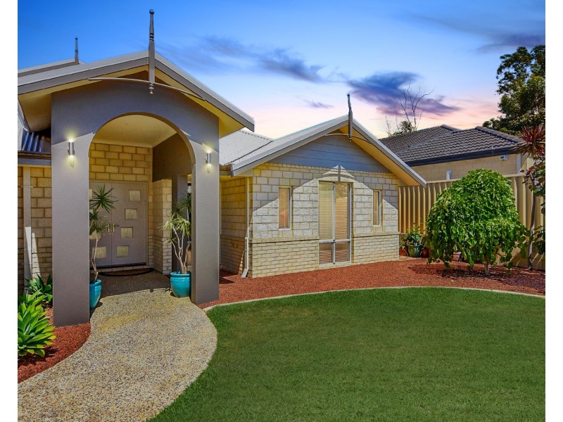 12 Friartuck Rd, Dalyellup WA 6230