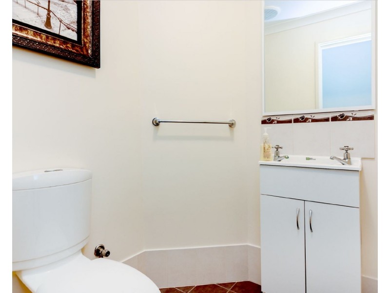 12 Friartuck Rd, Dalyellup WA 6230