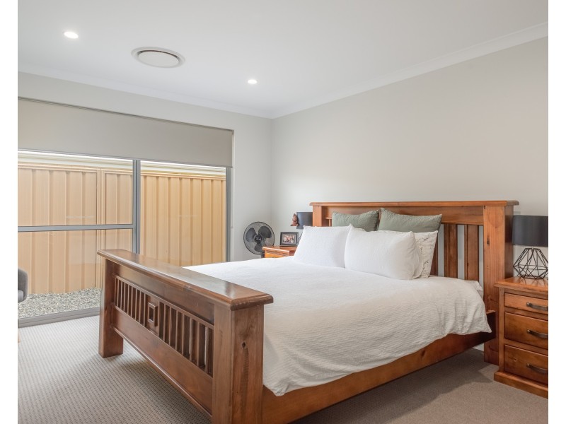 9 Primrose Vista, Millbridge WA 6232