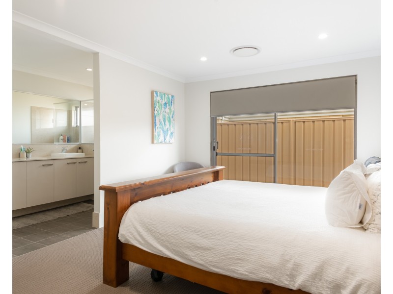9 Primrose Vista, Millbridge WA 6232