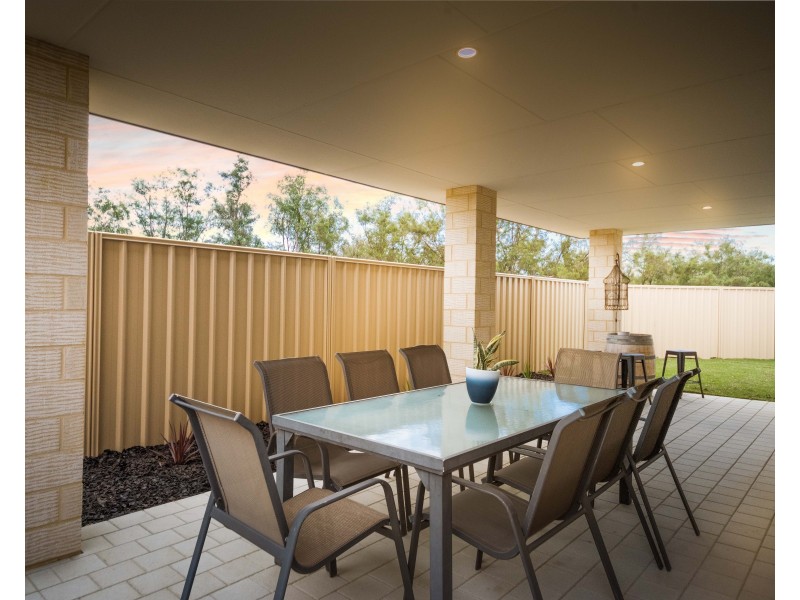9 Primrose Vista, Millbridge WA 6232