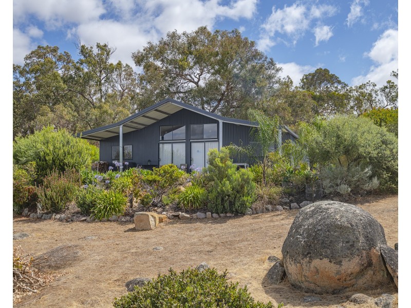 421 Brown Seymour Road, Boyup Brook WA 6244