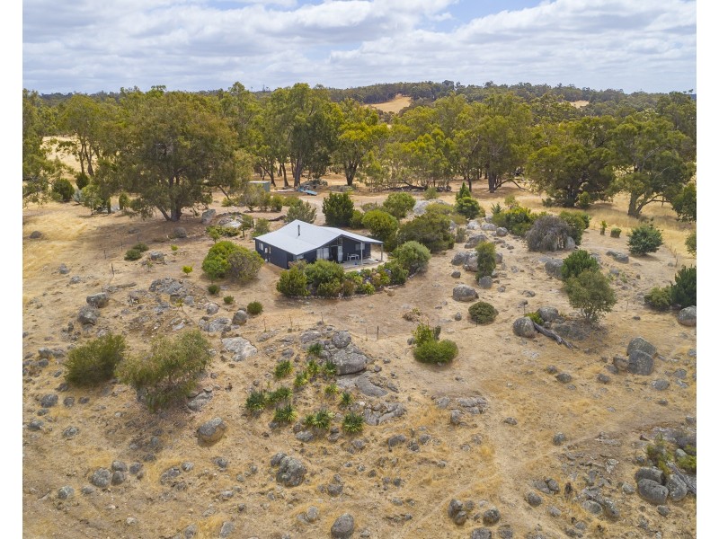 421 Brown Seymour Road, Boyup Brook WA 6244