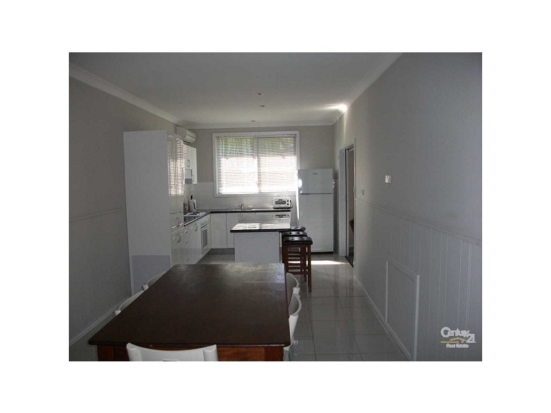 30 Deakin Street, Collie WA 6225