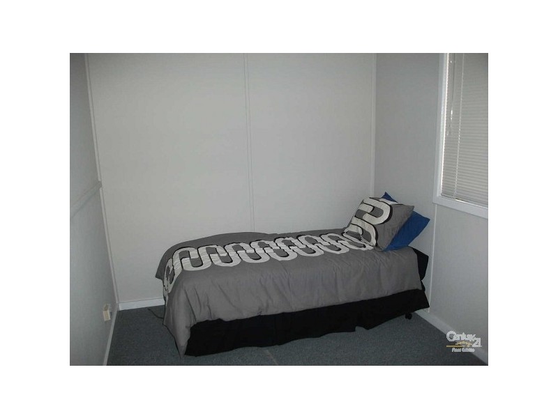 30 Deakin Street, Collie WA 6225