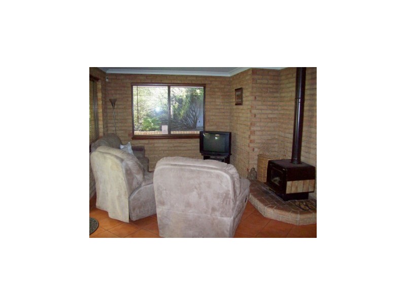 7 Britten Court, Collie WA 6225