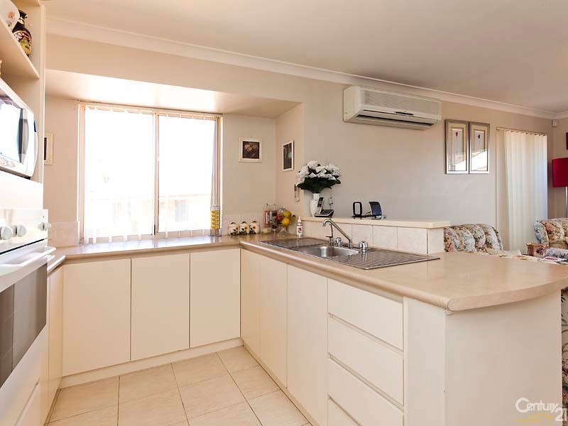 3/9 Maltarra Place, Nollamara WA 6061