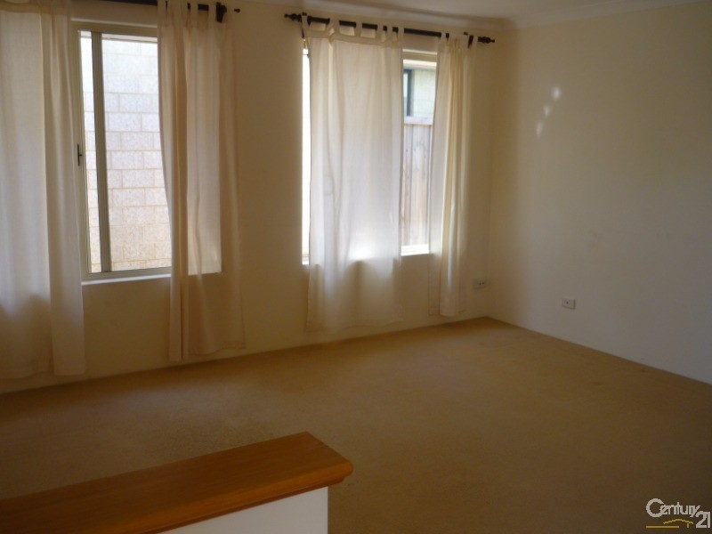 10 Smokebush Way, Ellenbrook WA 6069