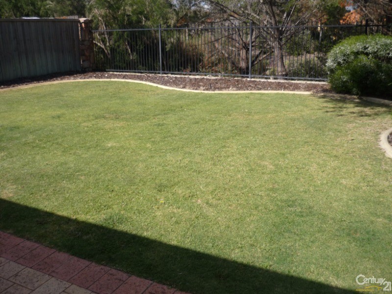 10 Smokebush Way, Ellenbrook WA 6069