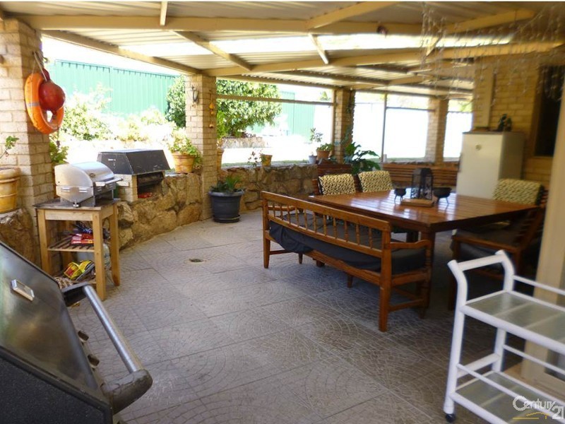 4 Meda Place, Heathridge WA 6027