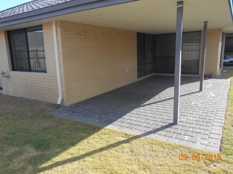 16 Starke Turn, Ellenbrook WA 6069
