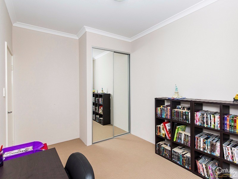 28 Delphi Way, Aveley WA 6069