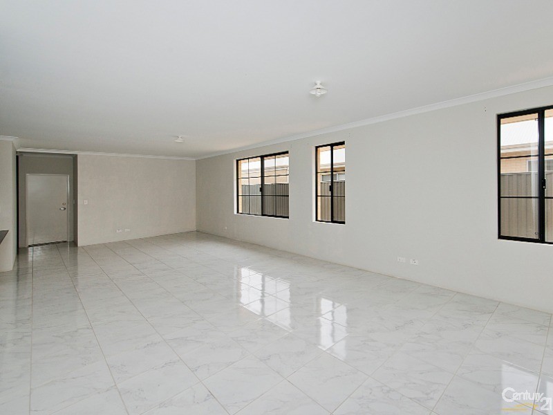 27  Moreau Drive, Ellenbrook WA 6069