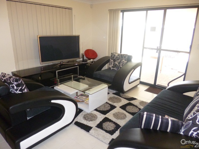 47  Redstone trail, Ellenbrook WA 6069