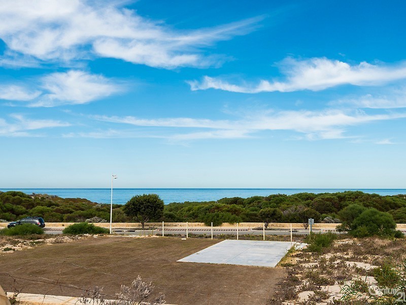 7 Clearview Ave, Burns Beach WA 6028
