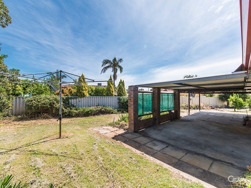 2 Yukon Place, Beechboro WA 6063