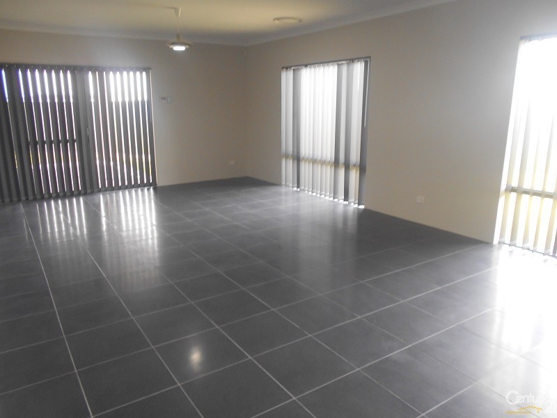 13 Haviland Mews, Banksia Grove WA 6031