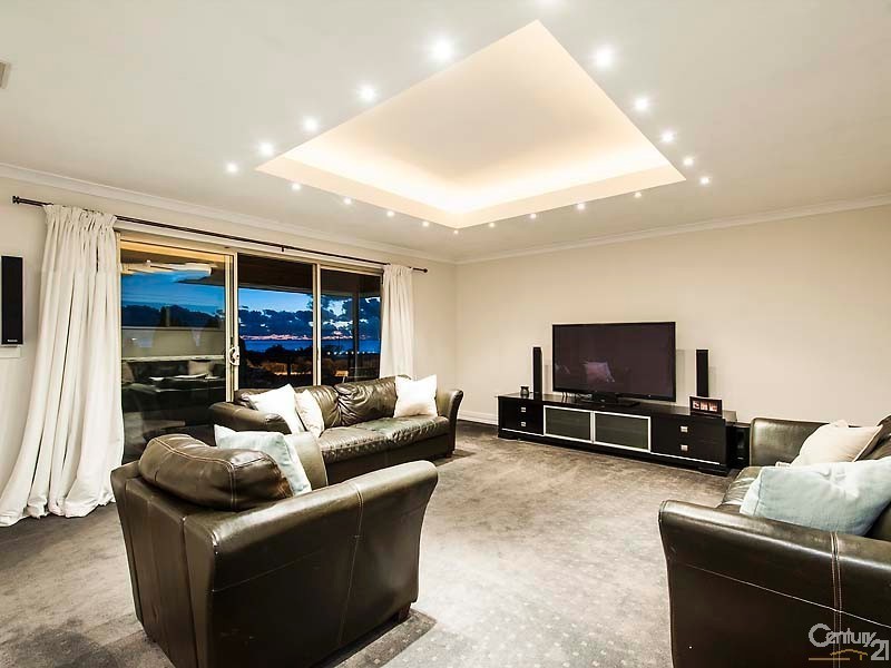 53 Naval Parade, Ocean Reef WA 6027