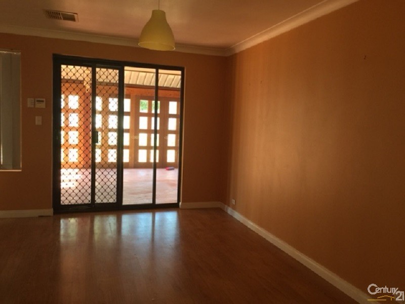 5 Dimitrios Court, Hocking WA 6065